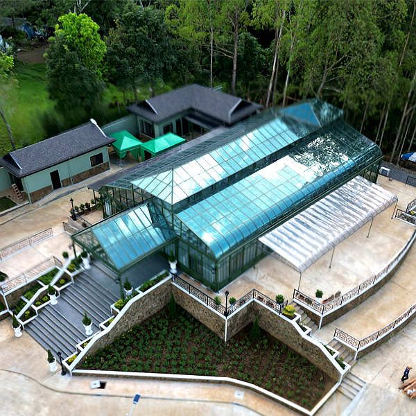 Glass roof greenhouse