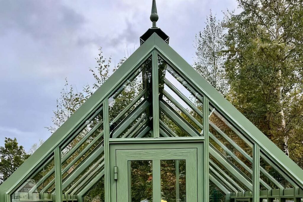 Green Metal Frame Glass Greenhouse Ysgh 199