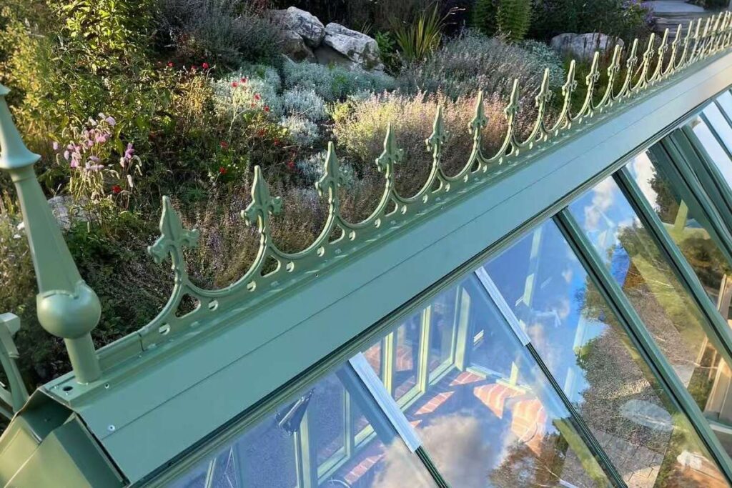 Green Metal Frame Glass Greenhouse Ysgh 199